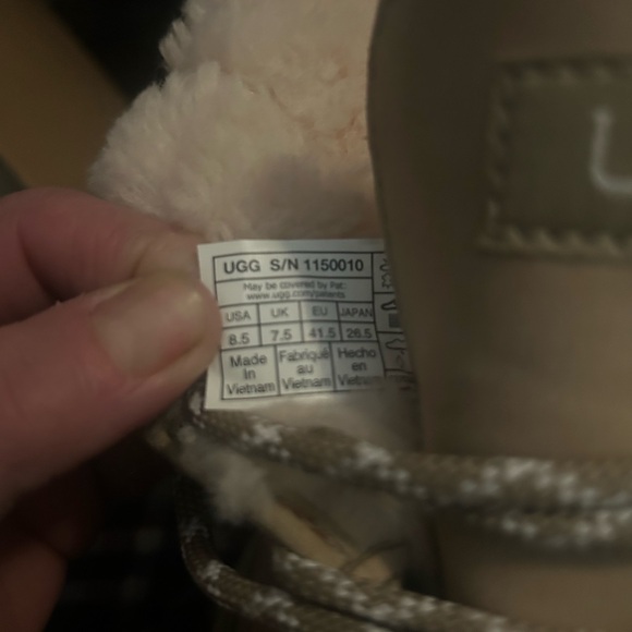 New UGG Butte Mono Boots Mens 8.5 - Picture 9 of 9